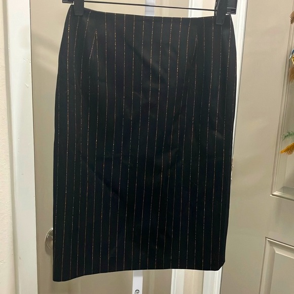 New vintage ESCADA black with gold pinstripes pencil skirt size 34 - Picture 1 of 10